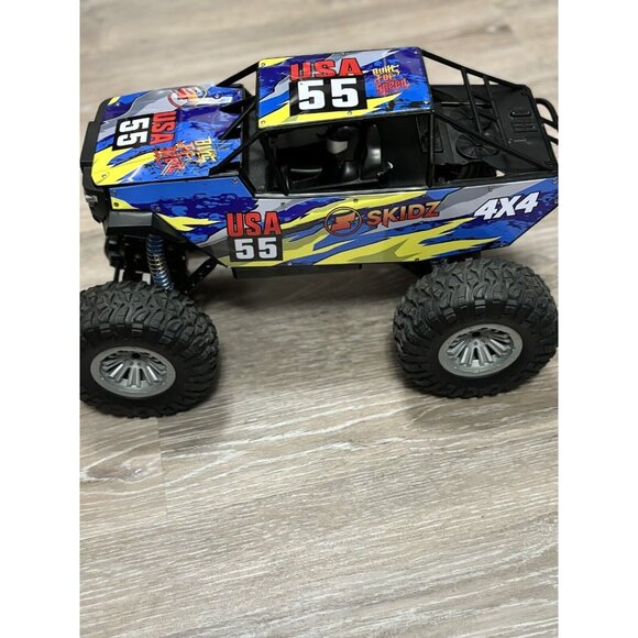 Misco Toys‎ Truck 4x4 Skidz USA 55 Truck & Remote 2.4 GHZ No Remote Untested - Picture 5 of 10